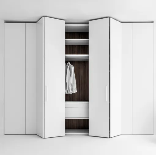 Armadio Freedhome con ante a libro in laccato opaco Apertura Totale di Caccaro