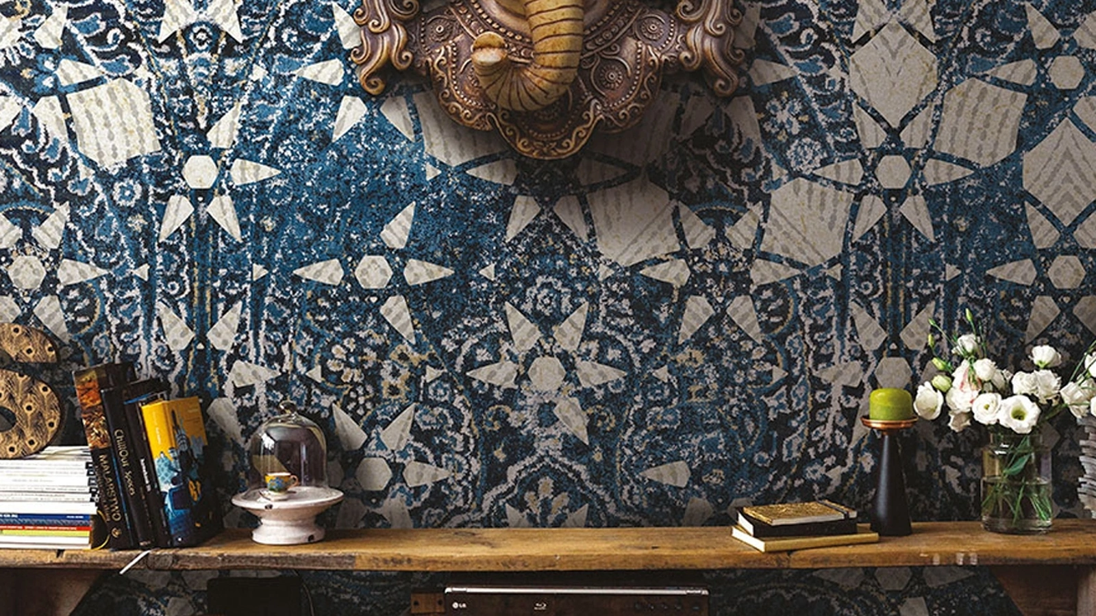 Carta da parati Agra floreale geometrica di Inkiostro Bianco