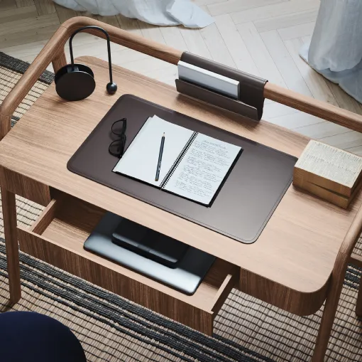 Scrittoio in legno Knot di Novamobili