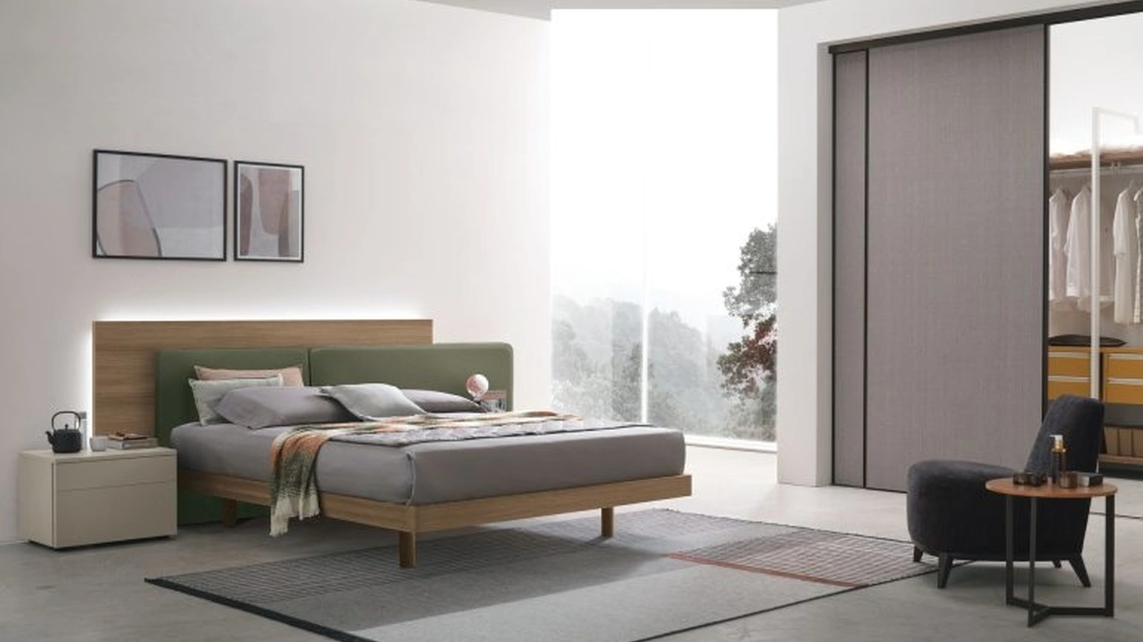 Letto Halifax in materico noce ambra con testiera imbottita di Tomasella