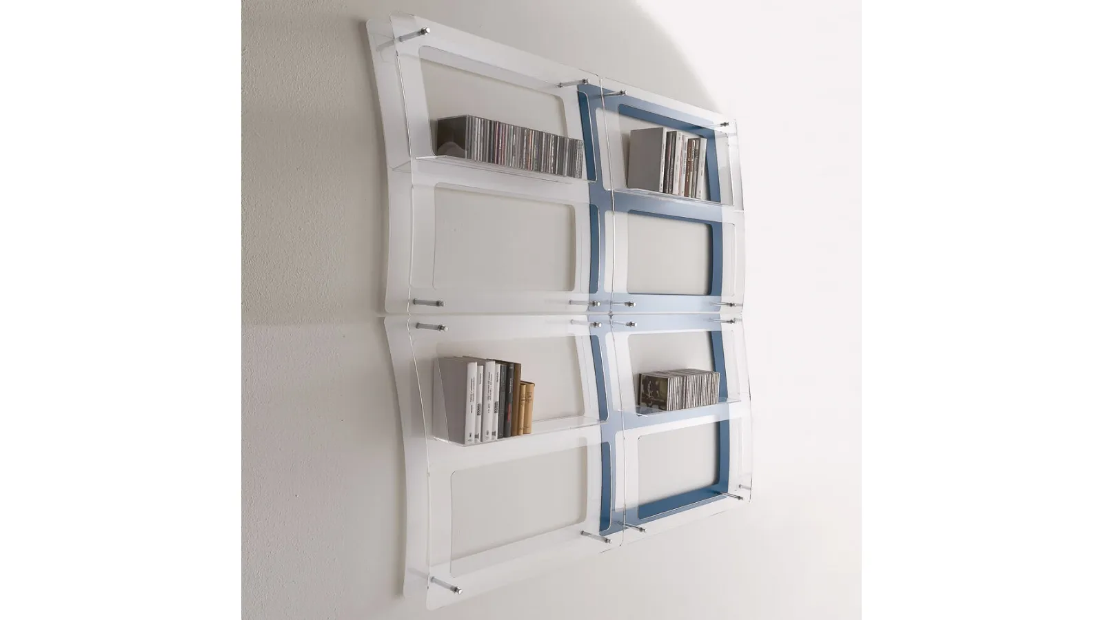 Libreria sospesa in plexiglass Venus di Ponti Terenghi