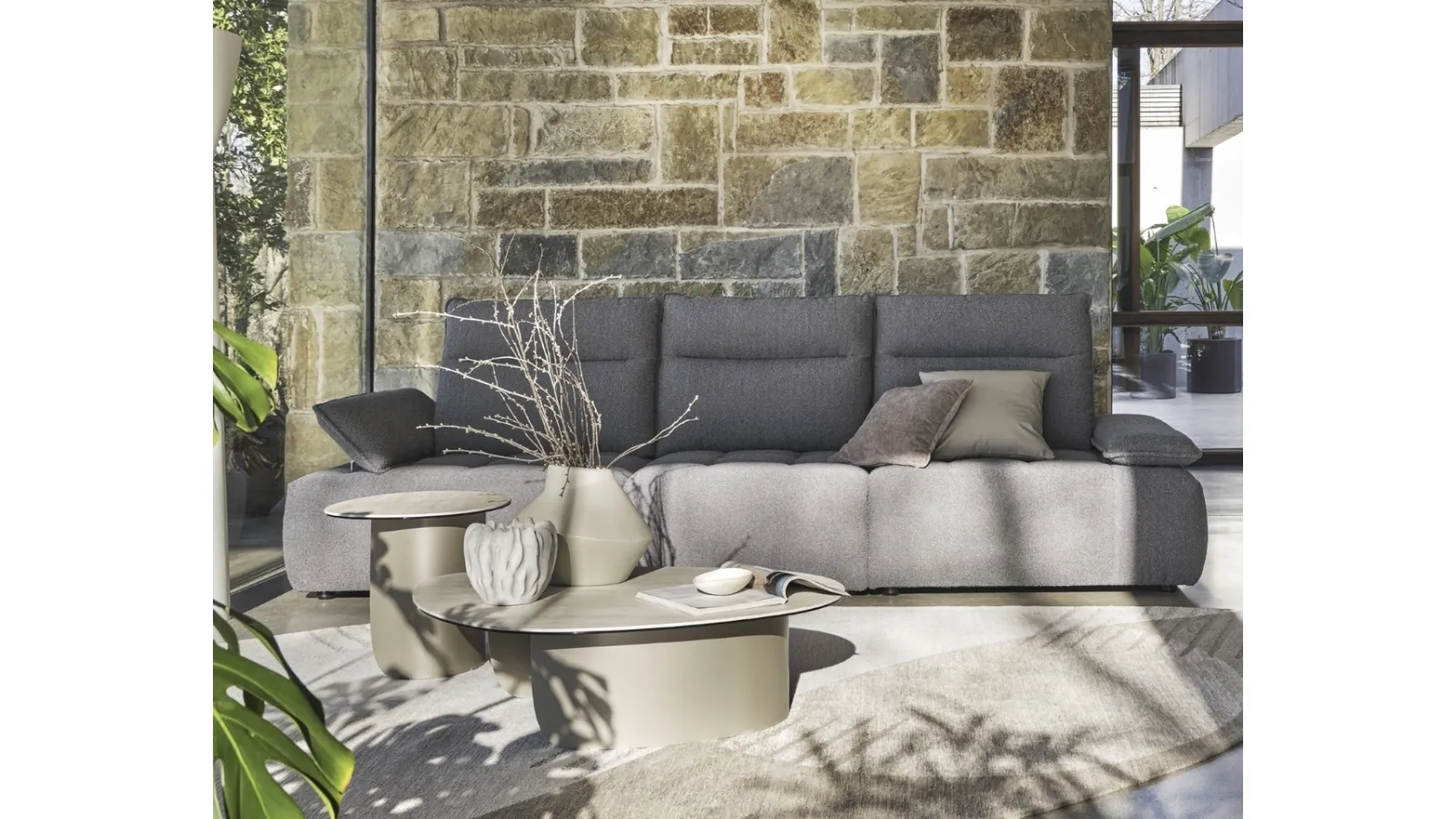 Divano lineare Equipe di Calligaris