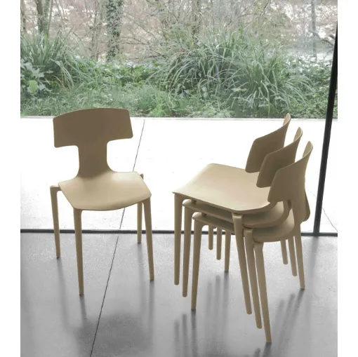 Sedia impilabile Nala di Altacom