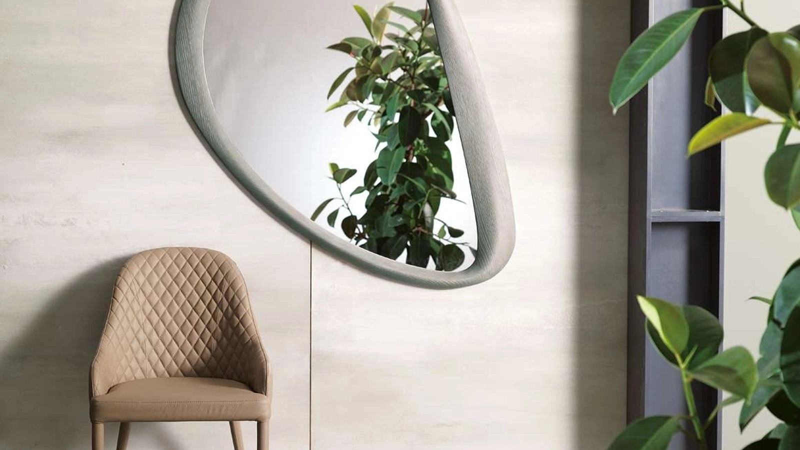 Sedia in pelle trapuntata Betta di Ozzio