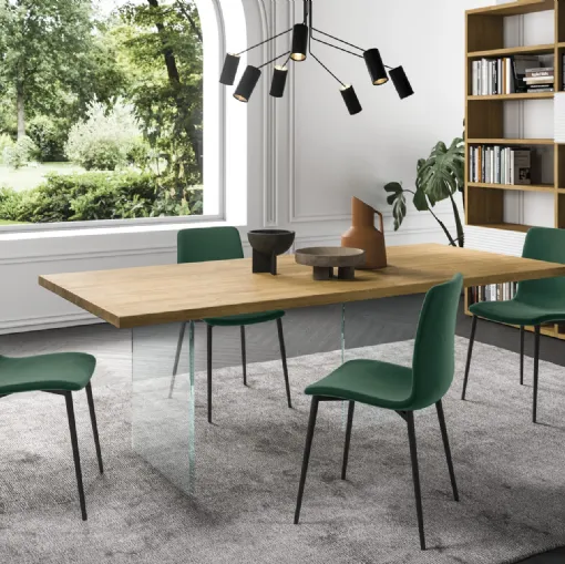 Sedia Talya in velluto con gambe in metallo di FGF Mobili