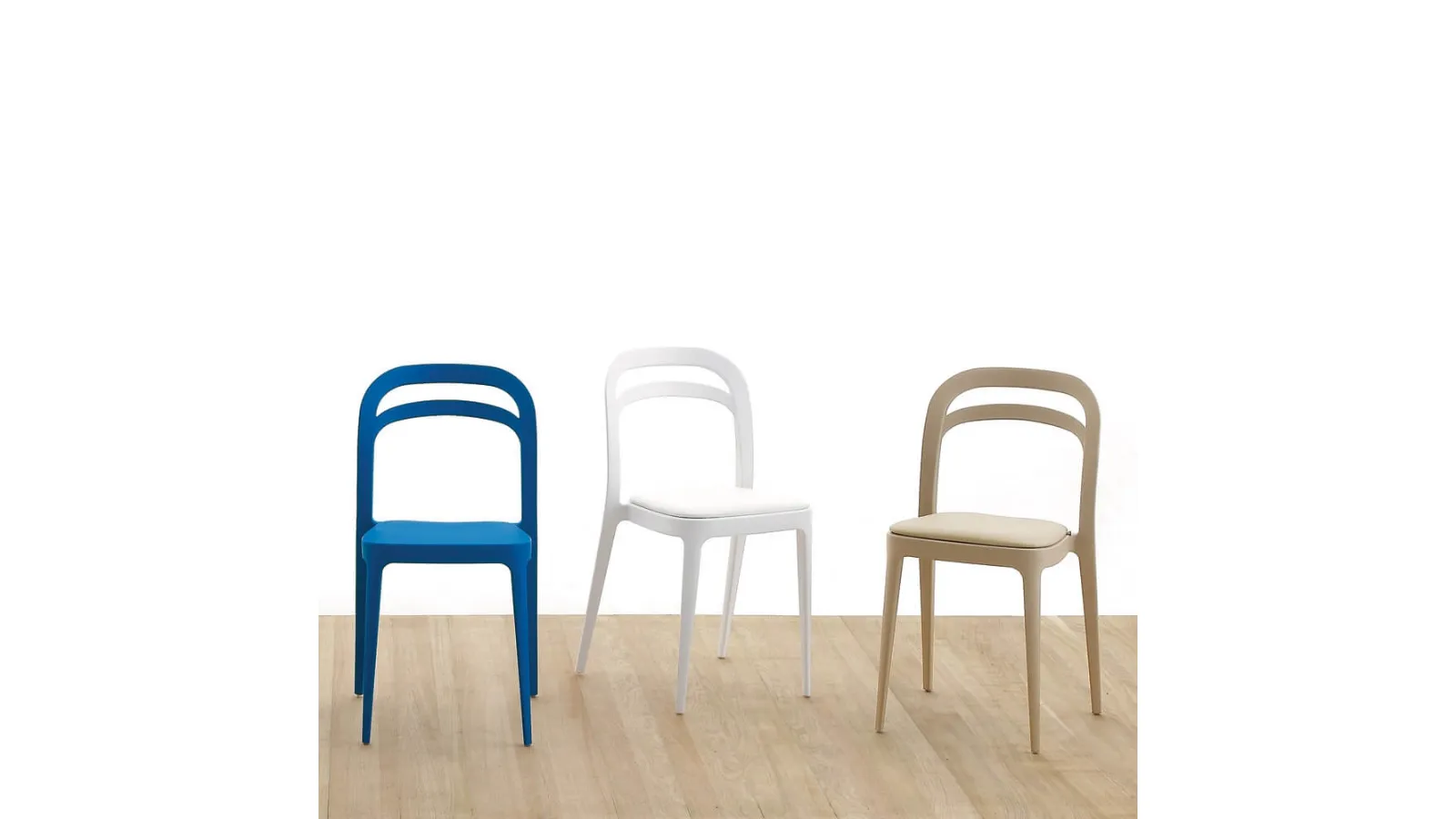 Sedia impilabile in polipropilene di Ponti Terenghi