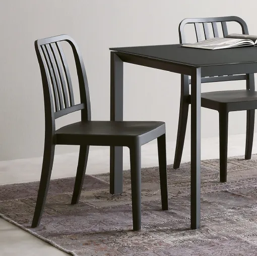 Sedia impilabile in polipropilene Sofie di Ponti Terenghi