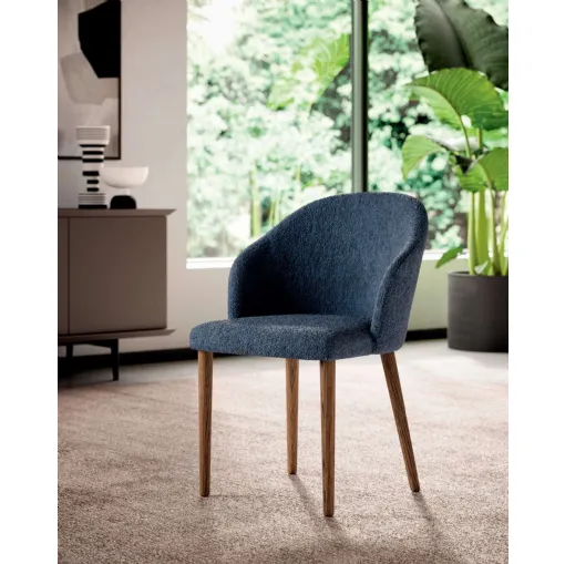 Sedia Zico in tessuto imbottito con gambe in Rovere di Ozzio