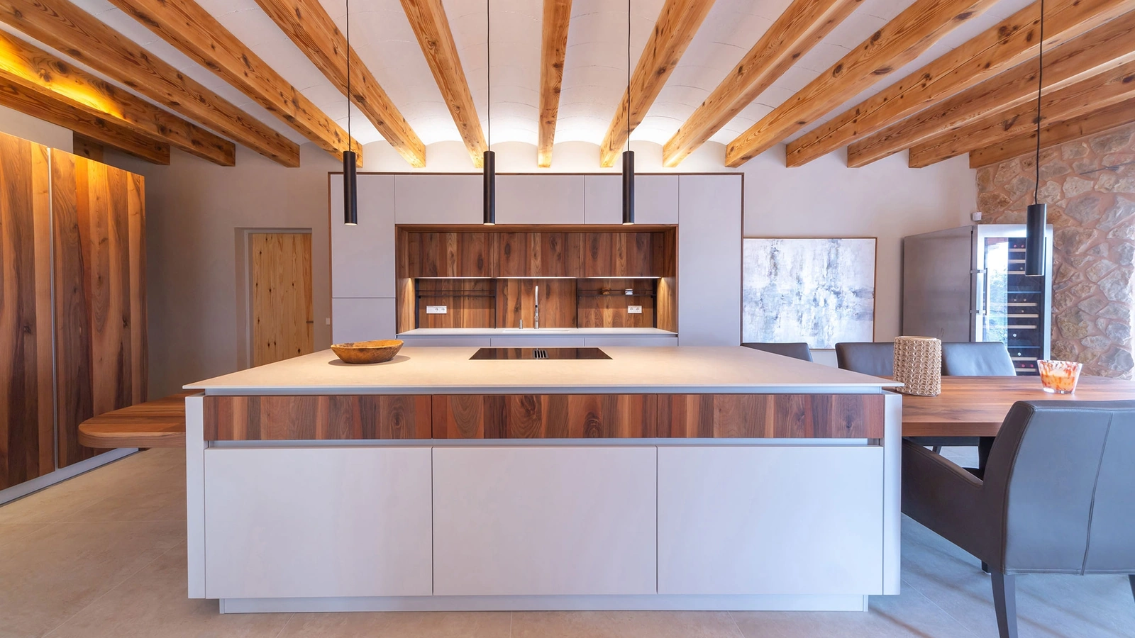 Cucina Moderna con isola All- Around D23 Noce e Grigio di Doimo Cucine