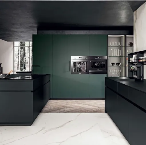 Cucina Moderna Area 22 30° con penisola in laccato opaco di Dibiesse