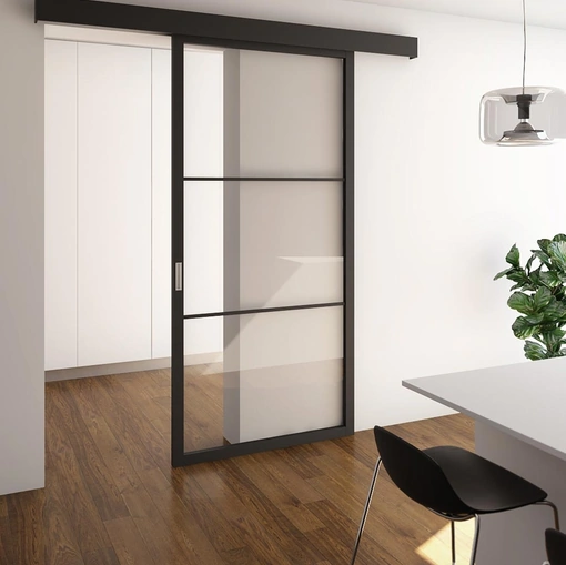 Porta per interni scorrevole Flat F3 in vetro con struttura in legno di Foa