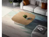Tavolino Aurelius con top in legno e base in cristallo di Ozzio