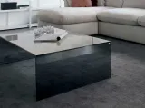 Tavolino in vetro con piano accoppiato ceramica-vetro Bridge di Calligaris
