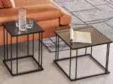 Tavolino Renee con top in vetro o ceramica e vetro e base in metallo di Calligaris