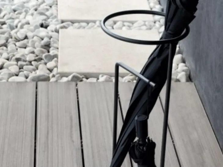 Portaombrelli in metallo Minimum di Calligaris