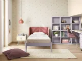 Cameretta a ponte con scrivania e libreria Kids space 21 di Nidi
