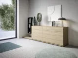 Comò Easy System in legno di Rovere impiallacciato di Novamobili