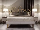 Letto classico con testiera in metallo finitura oro Dolcevita Cantori