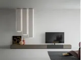 Mobile Porta Tv formato da quattro moduli in laccato opaco e laccato effetto metallico Wallover di Caccaro