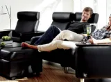 Divano relax lineare in pelle con schienali reclinabili e sedili regolabili Arion 19 A20 di Stressless