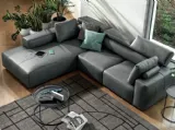 Divano relax in pelle con penisola Dado di Calligaris