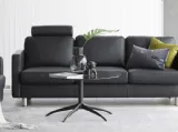 Divano lineare in pelle con poggiatesta reclinabili Emma E600 di Stressless