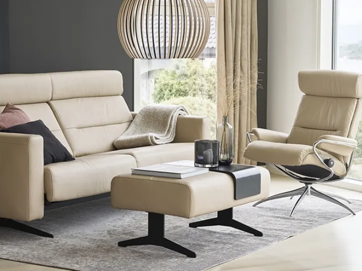 Divano lineare relax con rivestimento in pelle Stella di Stressless