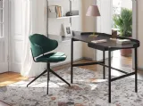 Sedia imbottita girevole in tessuto con braccioli Holly di Calligaris