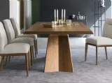 Sedia in tessuto imbottita con struttura in legno massello Tosca di Calligaris