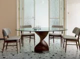 Tavolo da pranzo di design in vetro e legno Elika di Porada