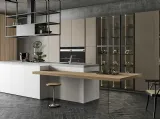Cucina Moderna lineare in melaminico Bianco Artico e laccato opaco Camoscio con top in laminato Cemento Polvere D23 005 di Doimo Cucine