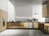 Cucina Moderna angolare in rovere Scalfito Naturale e laccato effetto ottone graffiato a mano D23 008 di Doimo Cucine